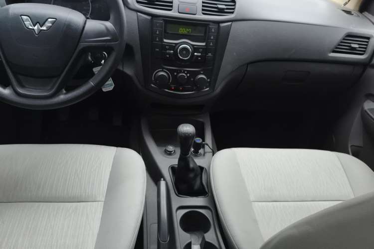 Used Wuling Hongguang 2018 1.2L Classic S Base Model