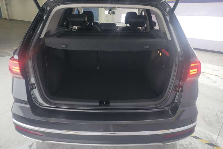 Used Volkswagen Tharu 2020 Restyled 330TSI Four-Wheel Drive Luxury Edition China VI Standard