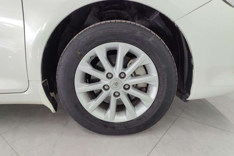 Used Toyota Camry 2016 Dual-Engine 2.5 HG 10th Anniversary Deluxe Navigation Edition