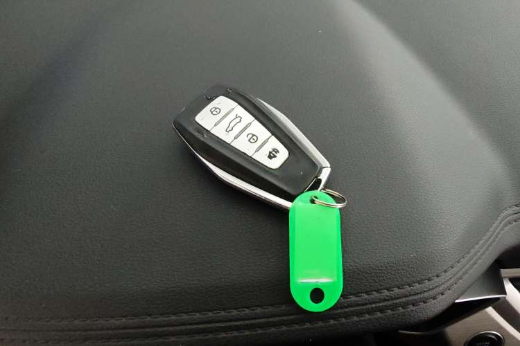 Used Geely Auto Vision X6 2020 1.4T CVT Luxury Edition
