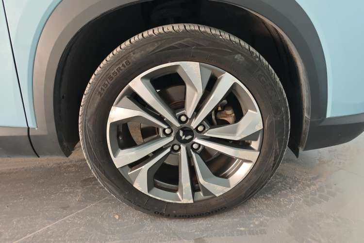 Used Wuling Asta 2021 1.5T CVT Starlight Edition Left Rear Wheel Hub