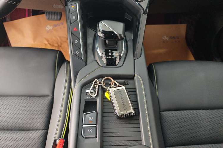 Used Lynk & Co 06 2023 Remix 1.5T Dynamic Halo
