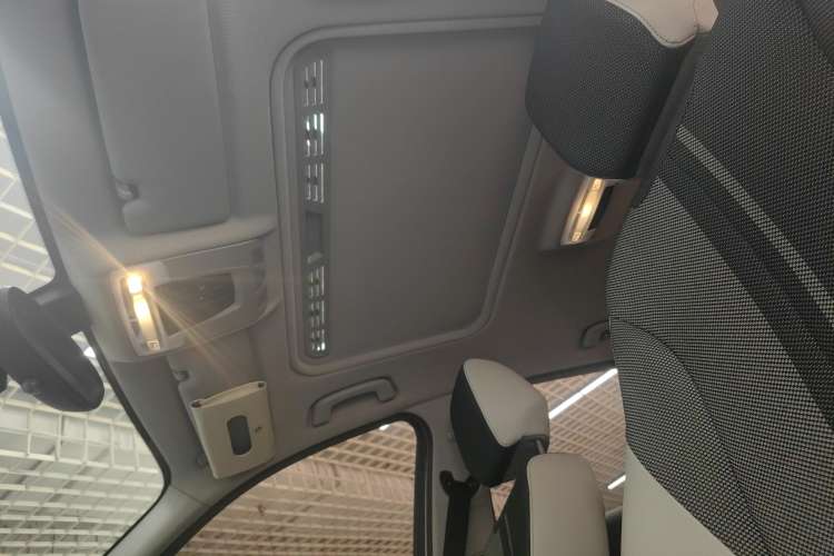 Used BMW 1 Series 2016 118i Leading Model Headliner