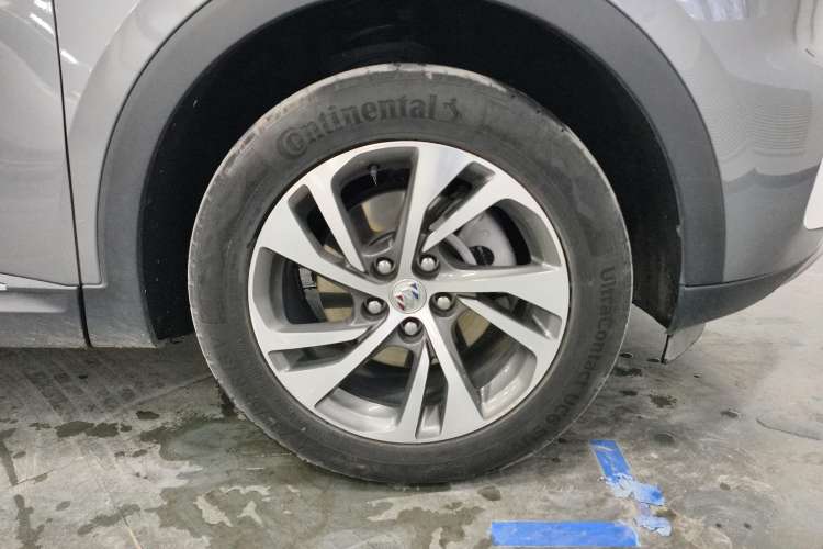 Used Buick Envision 2022 Facelift Encore S 552T Two-Wheel-Drive Luxury Model