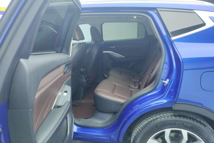 Used Wey VV6 2018 2.0T Two-Wheel Drive Flagship Version China V Standard