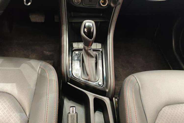 Used JAC Refine S3 2018 Smart Drive Version 1.6L CVT Luxury Smart Model
