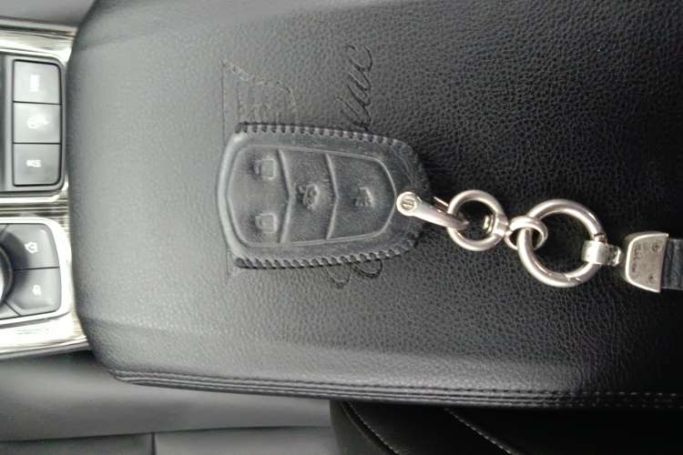 Used Cadillac XT4 2021 28T Two-Wheel Drive Luxury Version