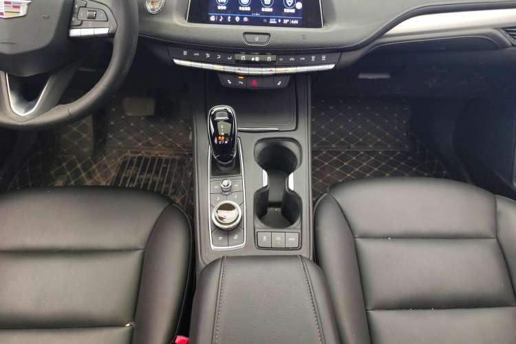 Used Cadillac XT4 2021 28T Two-Wheel Drive Leading Version