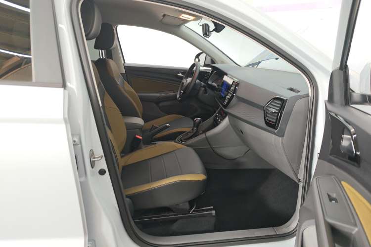 Used Jetta VS5 2019 280TSI Automatic Enjoyment Model
