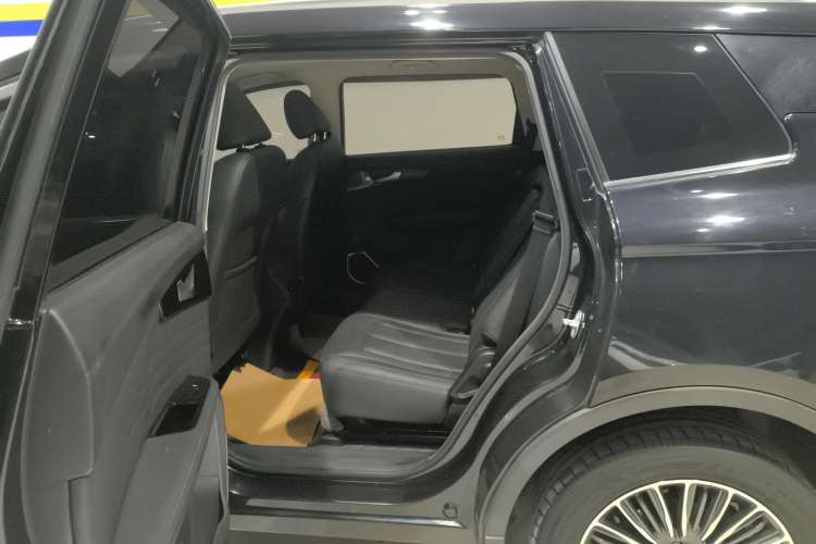 Used Sinotruk VGV U75 2021 1.5T Automatic SG Version 5 Seats