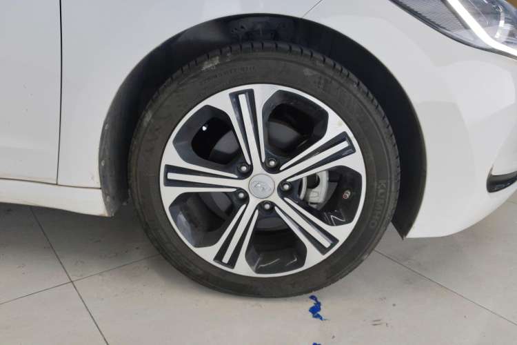 Used Hyundai Elantra (6th Generation / Lingdong) 2018 1.4T Dual-Clutch Xuan Dong · Dynamic Edition Right Front Wheel Hub