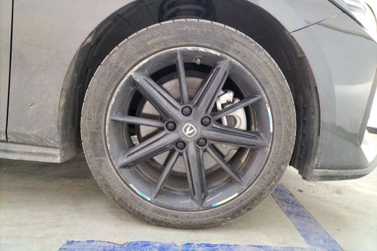 Used Changan UNI-V iDD 2023 Zhidian iDD 1.5T 113km Smart & Fun Version (Rapid Edition)