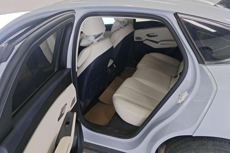 Used BYD Qin L 2024 DM-i 80KM Beyond Model Right Rear Seat