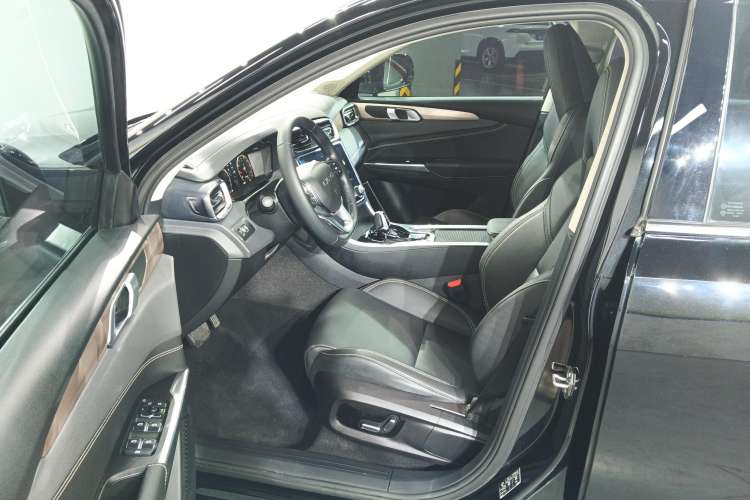 Used Lynk & Co 01 2020 2.0T Two-Wheel Drive Pure Pro Version China VI Standard