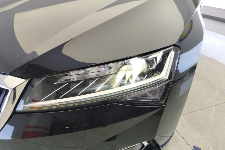 Used Skoda Superb 2023 Facelifted TSI280 DSG Luxury Edition
