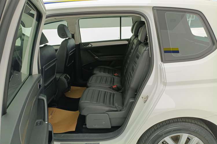 Used Volkswagen Touran 2018 Volkswagen Touran L 280TSI DSG Comfort Edition 7 Seats China VI Standard