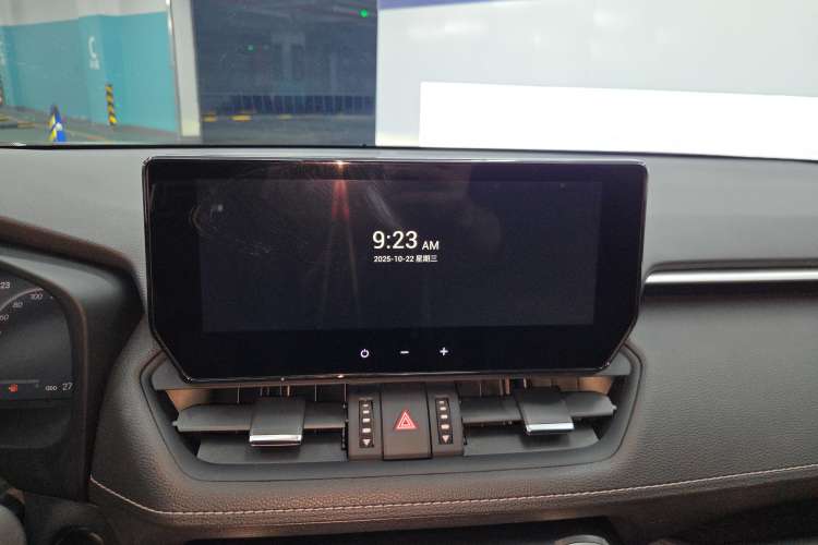 Used Toyota Wildlander 2023 Dual-Motor 2.5L E-CVT Two-Wheel Drive Luxury PLUS Edition