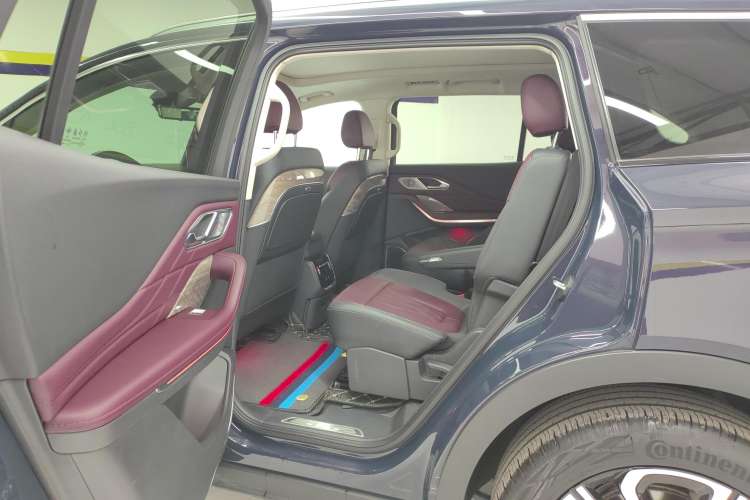 Used Hongqi HS7 2023 2.0T Automatic All-Wheel-Drive Flagship Edition Six Seats