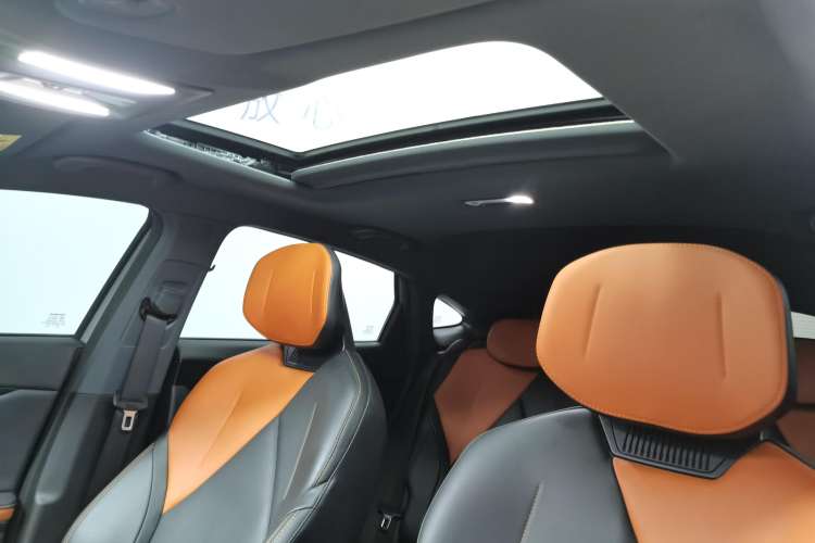 Used CHANGAN UNI-V iDD 2023 Zhidian iDD 1.5T 113km Smart & Fun Version (Rapid Edition)