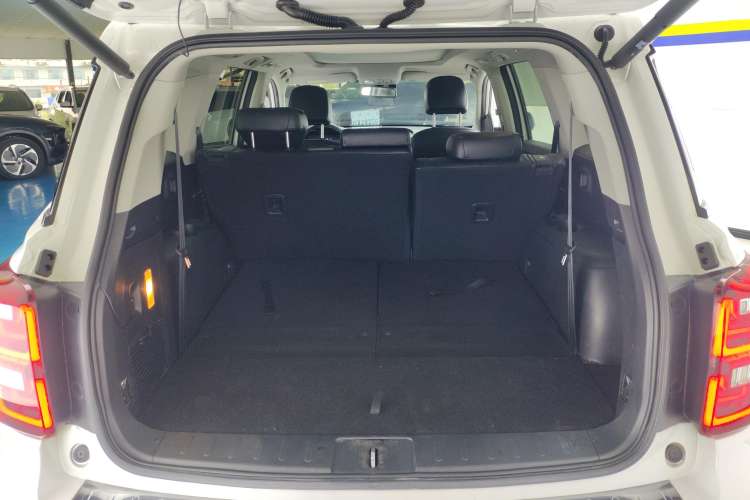 Used GAC Trumpchi GS8 2020 390T Four-Wheel Drive Luxury Smart Connect Edition (7 Seats)