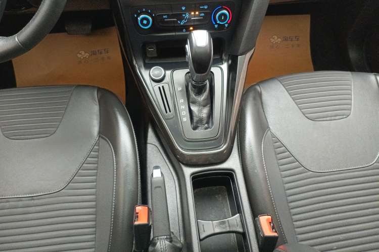 Used Ford Focus 2018 Hatchback Classic 1.6L Automatic Trendy SmartDrive Edition