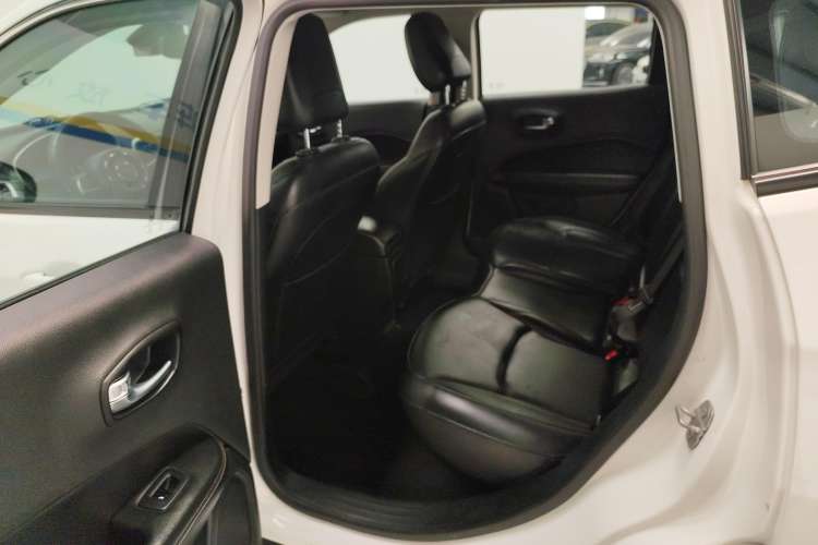 Used Jeep Compass 2017 200T Automatic Family Edition