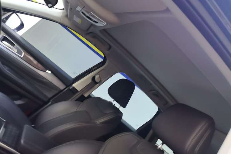 Used EXEED Lanyue 2021 400T Two-Wheel Drive Starlight Pro Edition 7-Seater
