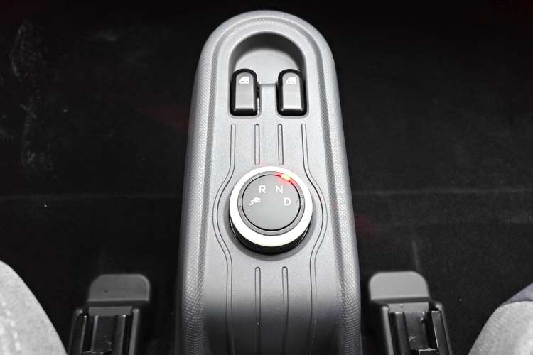 Used Wuling Hongguang MINIEV 2022 Macaron Premium Model – Lithium Iron Phosphate