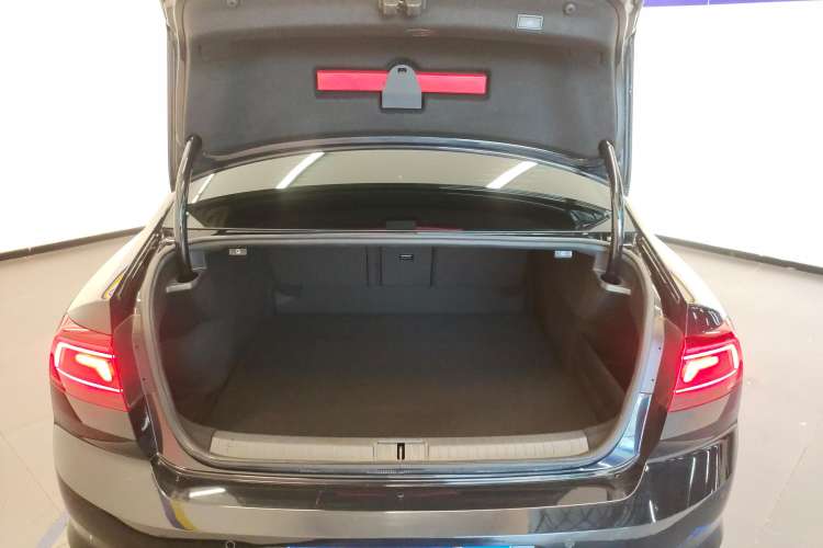 Used Volkswagen Magotan 2023 2 Million Units Limited-Edition 380TSI DSG Flagship Version