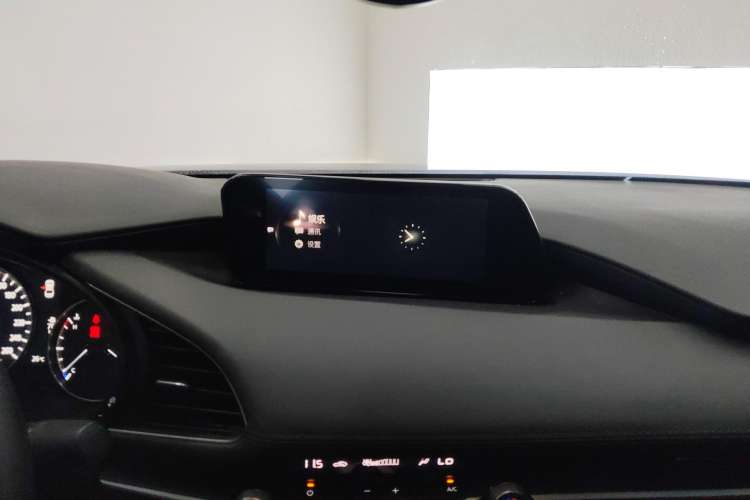 Used Mazda Mazda 3 Axela 2020 1.5L Automatic Luxury Version
