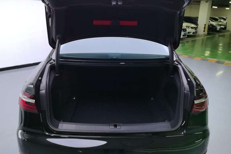 Used Audi A8 2023 A8L 50 TFSI quattro Prestige Edition
