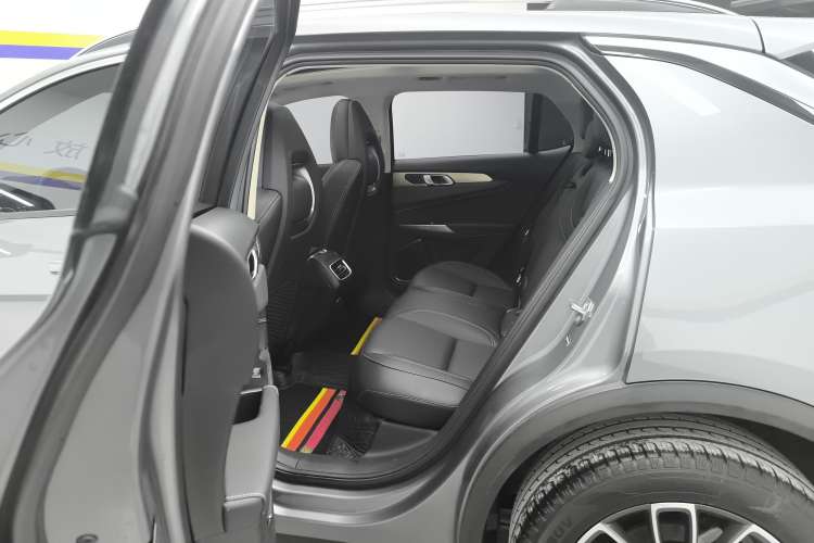 Used Lynk & Co 01 2020 2.0T Two-Wheel Drive Pure Pro Version China VI Standard