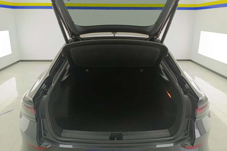 Used Volkswagen Lamando 2023 Lavida L 280TSI DSG Cool & Spicy Edition
