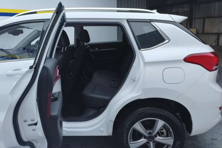 Used Haval H6 Coupe 2019 1.5T Automatic Two-Wheel Drive Luxury Smart Connectivity Version China VI Standard
