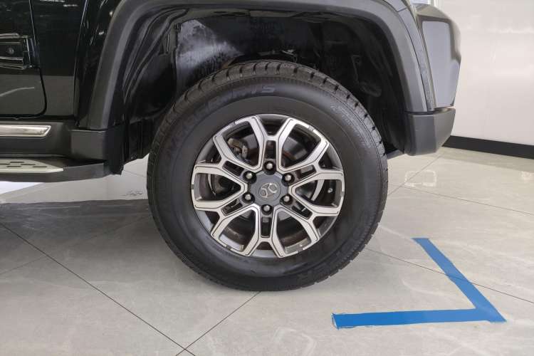 Used BAIC Off-Road BJ40 2019 2.0T Automatic Four-Wheel Drive Urban Hunter Edition Premium Model China V Emission Standard