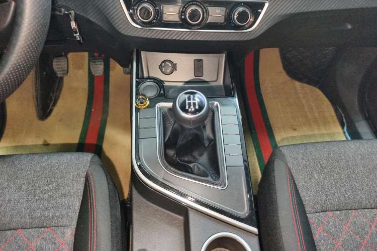 Used FORTHING T5 2020 1.6L Manual Comfort Model China VI Standard