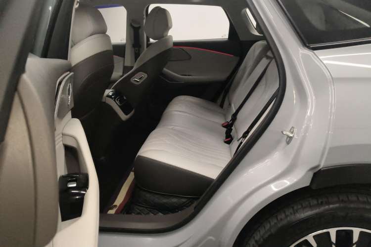 Used EXEED Stellar C-DM 2024 1.5T Long-Range Pro
