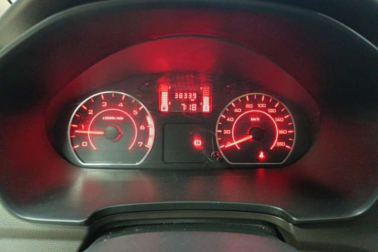 Used Wuling Hongguang V 2022 1.5L Jingqu Edition Electric-Assist LAR