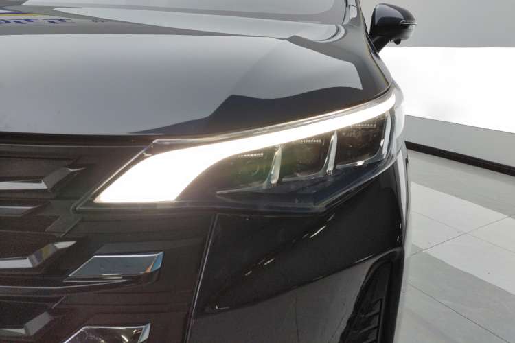 Used GAC Trumpchi M6 2023 PRO 270T DCT Luxury Edition