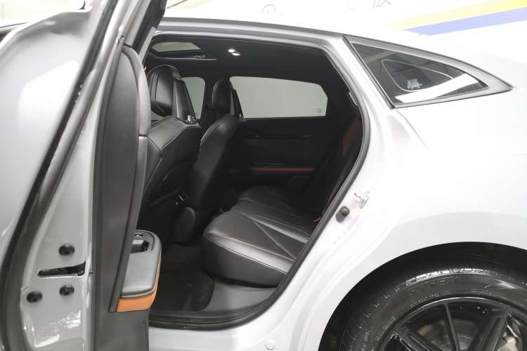 Used CHANGAN UNI-V iDD 2023 Zhidian iDD 1.5T 113km Smart & Fun Version (Rapid Edition)