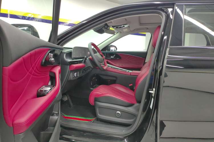 Used EXEED Stellar C-DM 2024 1.5T Long-Range Pro