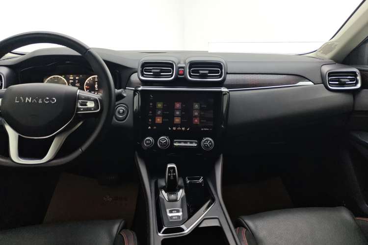 Used Lynk & Co 02 2018 2.0T Automatic Two-Wheel Drive Pro Edition China VI Standard