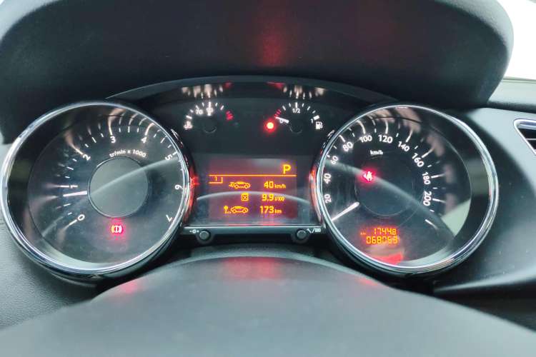 Used Peugeot 3008 2018 2.0L Automatic Classic Edition