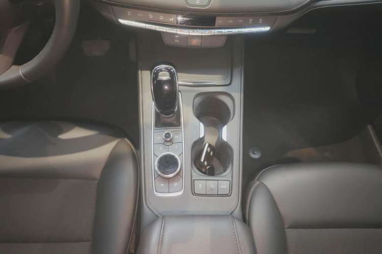 Used Cadillac XT4 2022 28T Two-Wheel Drive Fashion Edition