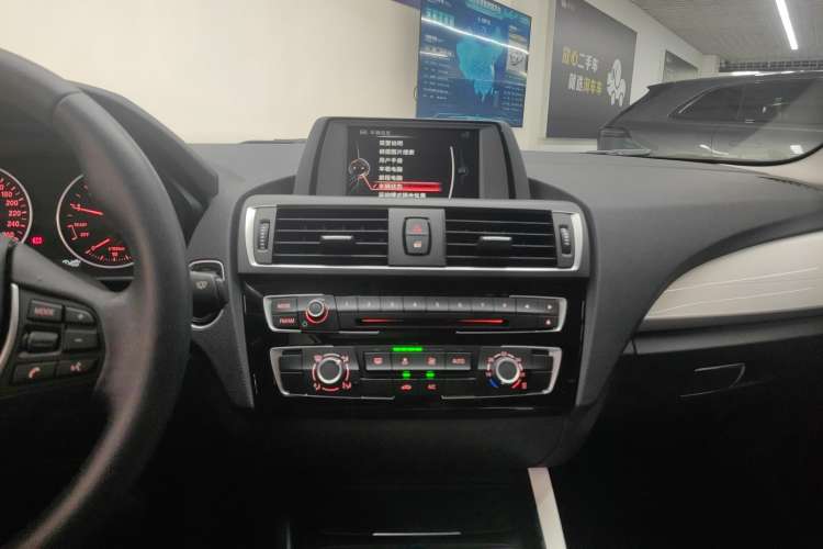 Used BMW 1 Series 2016 118i Leading Model Audio And AC Panel