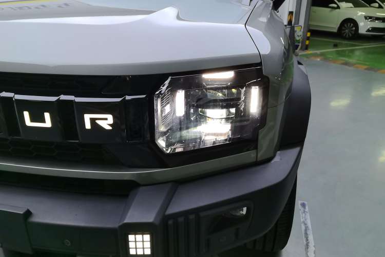 Used JETOUR Shanhai Traveler C-DM 2024 C-DM 208KM Mountain & Wilderness Edition
