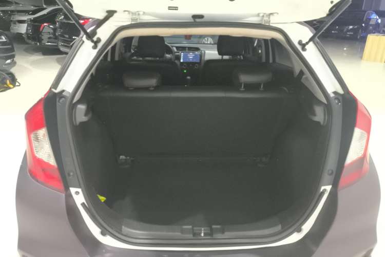 Used Honda Fit 2018 1.5L CVT Comfort Version