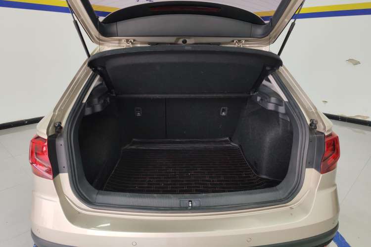 Used Volkswagen C-TREK 2018 230TSI DSG Comfort Model