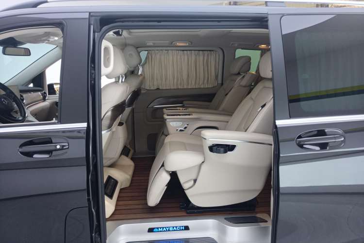 Used Mercedes-Benz V-Class 2021 V 260 Prestige Edition