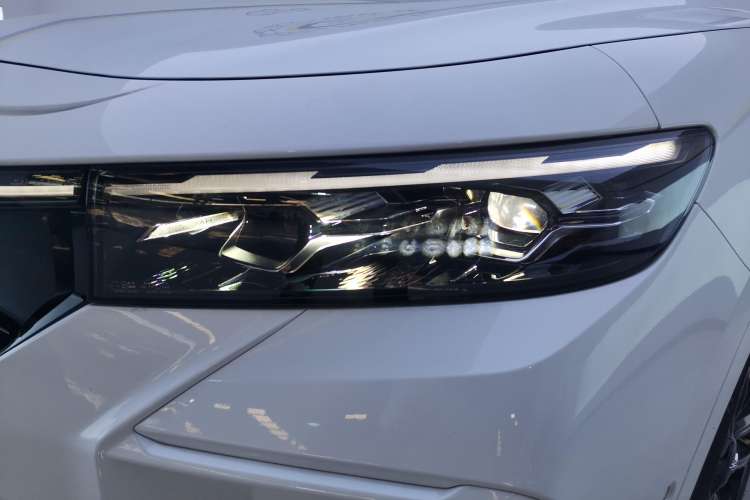 Used VOYAH FREE 2024 Ultra-Long Range Intelligent Driving Version
